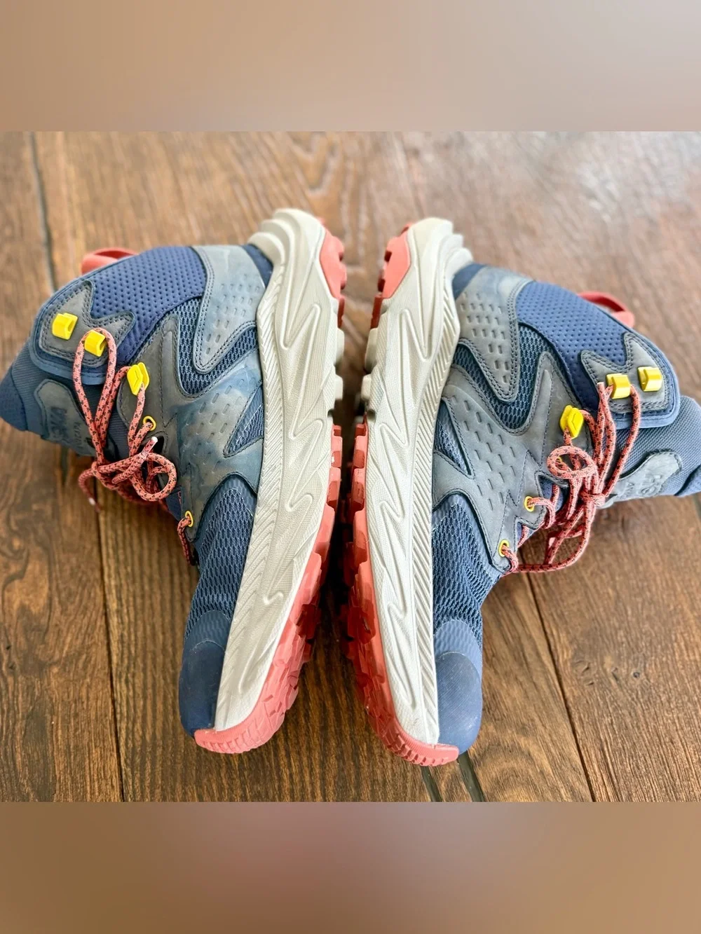 Hoka One One Anacapa 2 Mid GTX